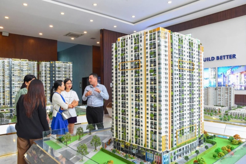 Bất động sản Hà Nội và TP HCM đồng loạt tăng nhiệt