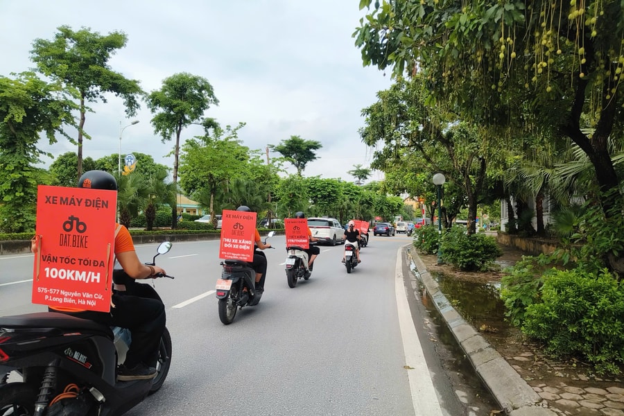 Dat Bike khai trương loạt cửa hàng xe máy điện tại Hà Nội