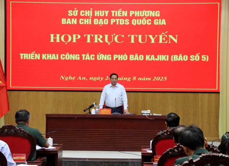 Thủ tướng họp khẩn ứng phó bão số 5: Bảo vệ tính mạng nhân dân là mục tiêu cao nhất