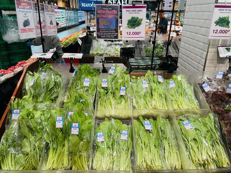 Chống găm hàng, tăng giá - giữ bình ổn thị trường trước bão số 5