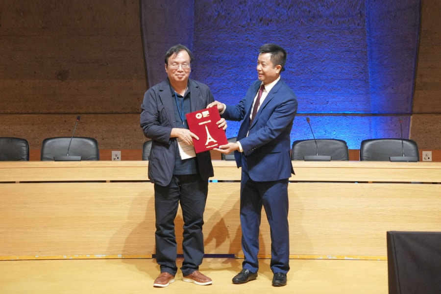 Nhà xuất bản Giáo dục Việt Nam được UNESCO trao Bằng Doanh nghiệp Văn hóa