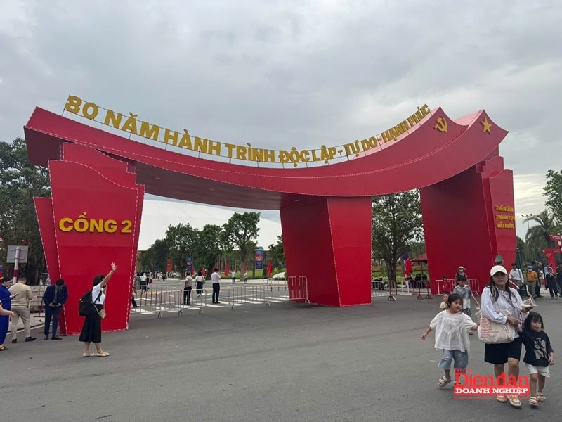 Từ bản Tuyên ngôn Độc Lập năm 1945 đến khát vọng hùng cường năm 2045