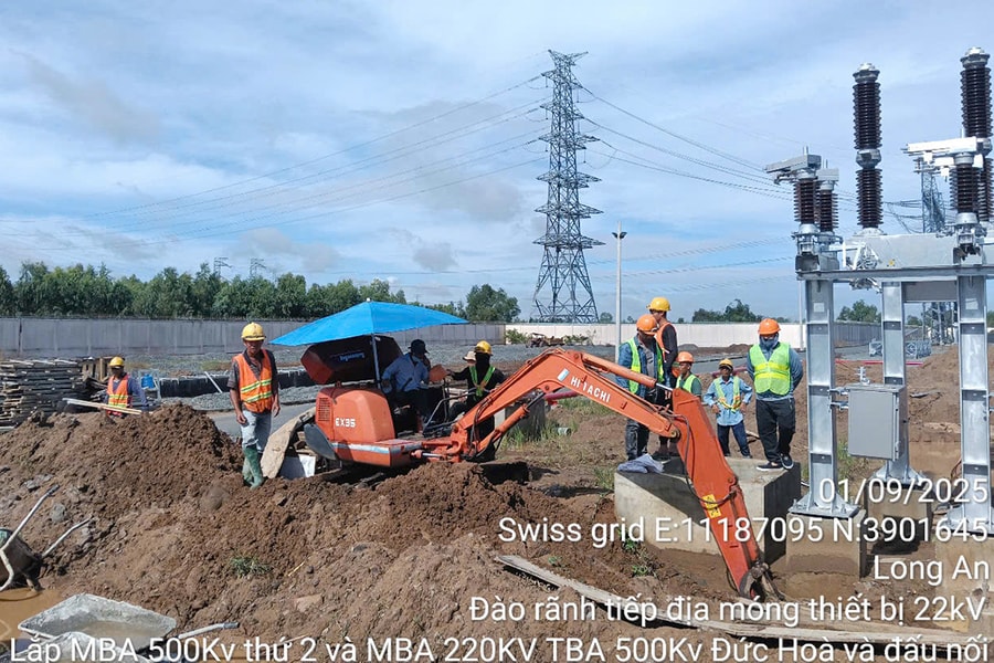 Thi công xuyên lễ trên các công trình lưới điện truyền tải trọng điểm ở 3 miền Bắc – Trung – Nam