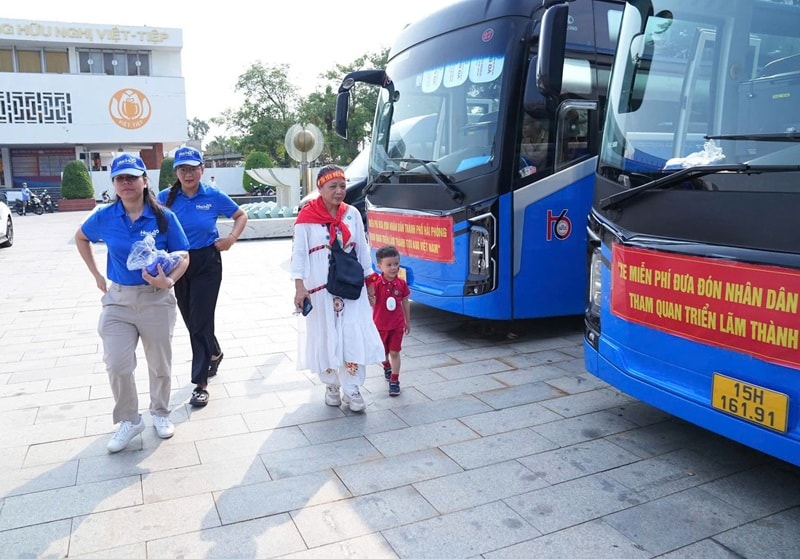 Doanh nghiệp tiếp lửa tinh thần tự hào dân tộc