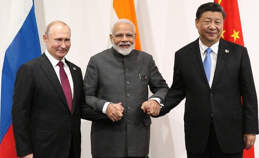 Ông Trump "châm ngòi" thương chiến với "bộ ba" BRICS