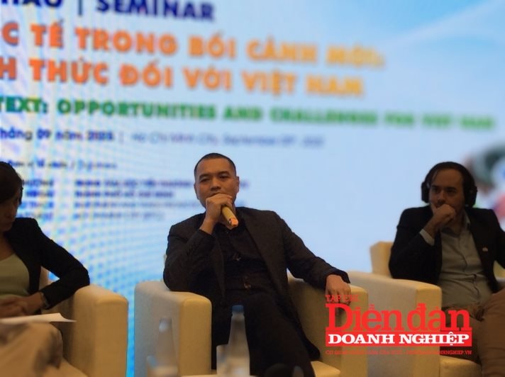 Giải pháp thích ứng với biến động thương mại