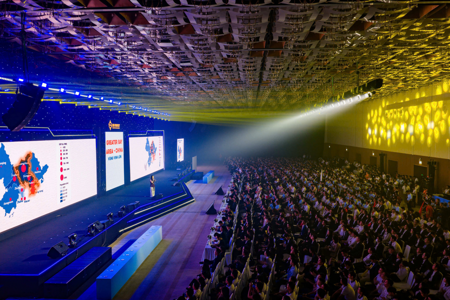 Lễ ra quân Blanca 6&7: Hàng ngàn chiến binh cùng “căng buồm” đón sóng mới bên biển Bãi Sau