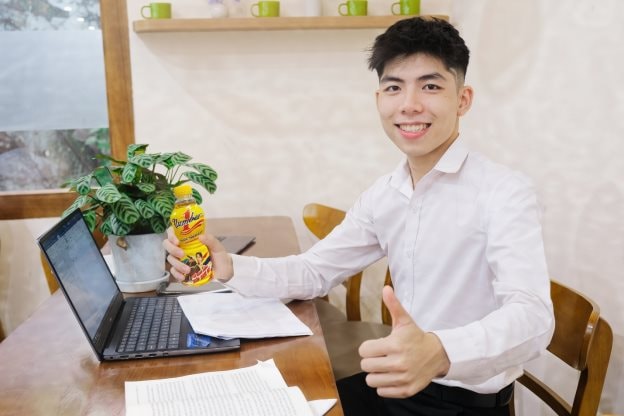 Dân văn phòng bày cách tiếp năng lượng giúp tỉnh táo tức thì khi làm ngày cày đêm