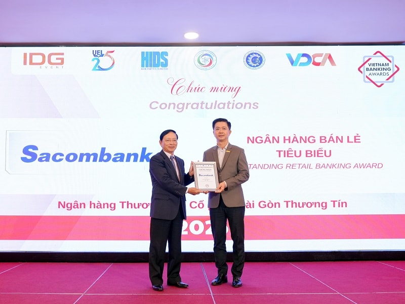 Sacombank tiếp tục nhận giải thưởng Ngân hàng Việt Nam tiêu biểu 2025