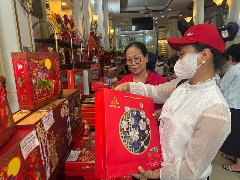 Bánh Trung thu Thanh Lịch: Sự giao thoa tinh tế giữa công nghệ hiện đại và tinh hoa cổ truyền