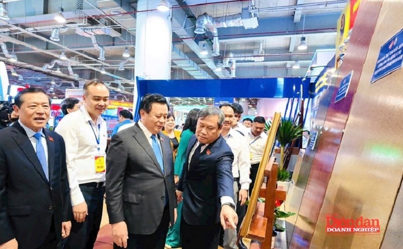 Từ "Nâu sang Xanh": Đổi mới sáng tạo đưa Quảng Ninh lên top 3 toàn quốc