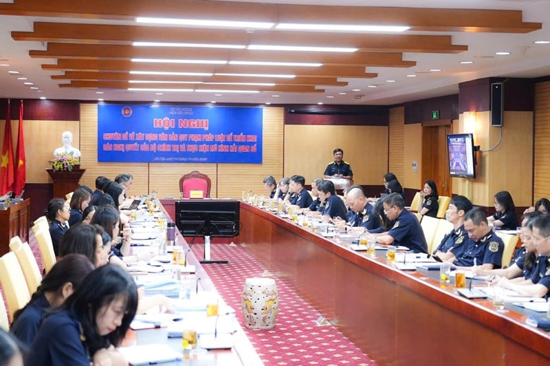 Hoàn thiện hệ thống pháp luật hải quan xóa bỏ các rào cản tiếp cận thị trường