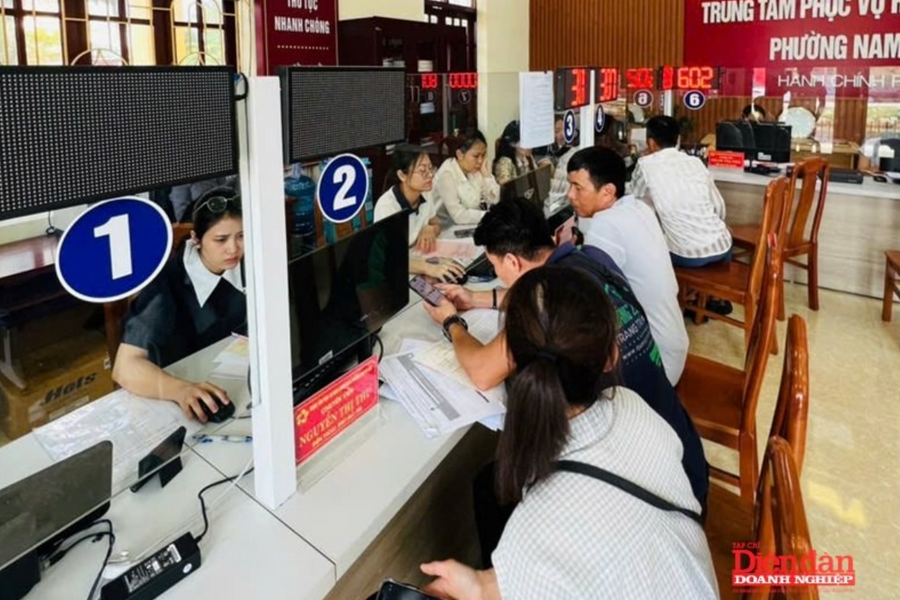 Hành chính “không ranh giới”