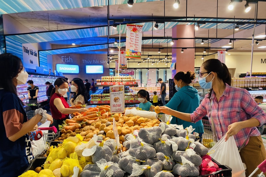 Không chủ quan với áp lực lạm phát cuối năm