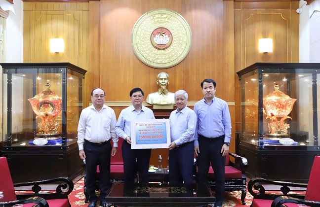 Hơn 752 tỷ đồng ủng hộ đồng bào khắc phục hậu quả do cơn bão số 10 gây ra