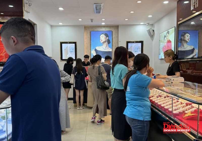 Giá vàng bao giờ "hạ nhiệt"?