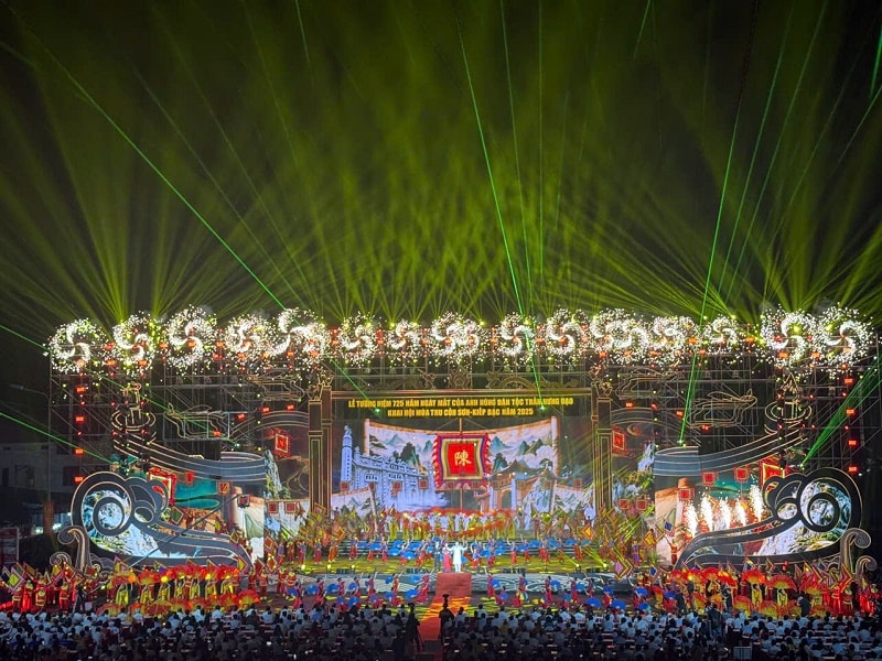 Quảng bá du lịch qua Lễ hội mùa Thu Côn Sơn - Kiếp Bạc