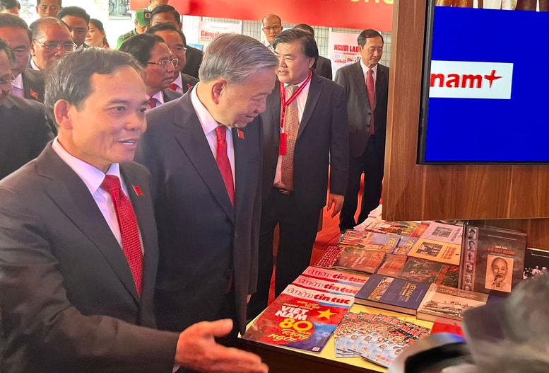 Đại hội Đảng bộ TP HCM lần I: Khẳng định vị thế đầu tàu kinh tế