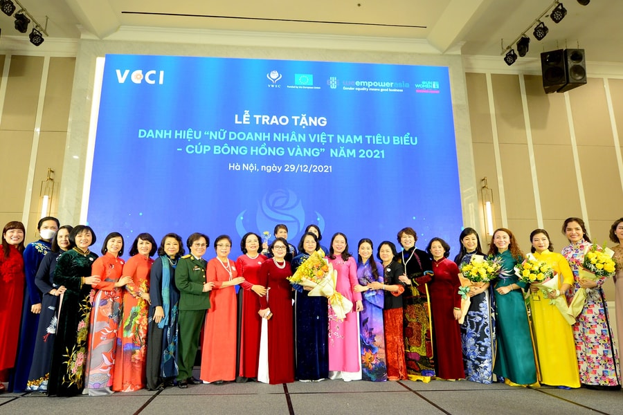 Khẳng định vị thế nữ doanh nhân Việt Nam