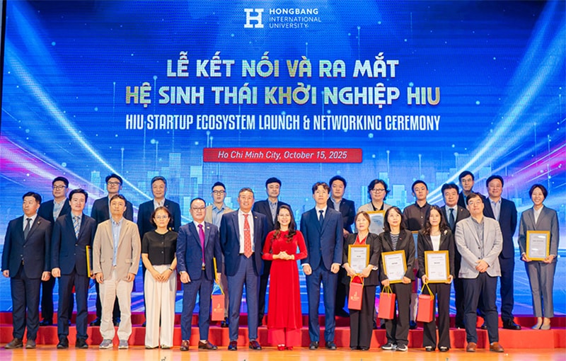 Hệ sinh thái Khởi nghiệp HIU: hành trình xây dựng môi trường học tập gắn liền với thực tiễn