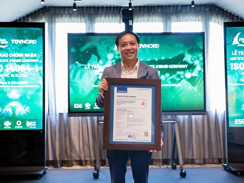 Phúc Sinh - Tập đoàn đầu tiên nhận chứng nhận kiểm kê khí nhà kính cho toàn hệ thống
