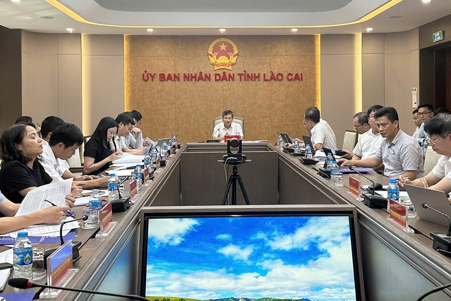 Tháo gỡ vướng mắc đẩy nhanh tiến độ các dự án truyền tải điện trọng điểm trên địa bàn Lào Cai