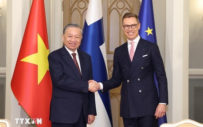 Tổng Bí thư Tô Lâm và Tổng thống Phần Lan chứng kiến Lễ ký kết các văn kiện hợp tác