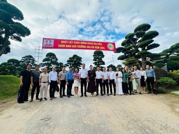 Hành trình tìm kiếm những “ngôi sao Đỏ”