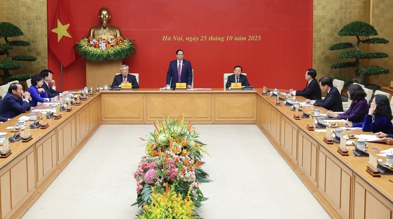 Chính phủ tăng tốc cho chặng nước rút cuối năm 2025