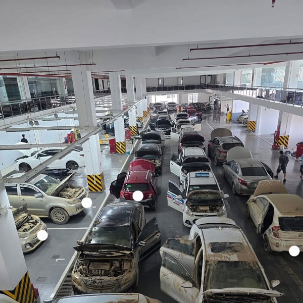 Choáng váng với báo giá sửa chữa ô tô ngập nước