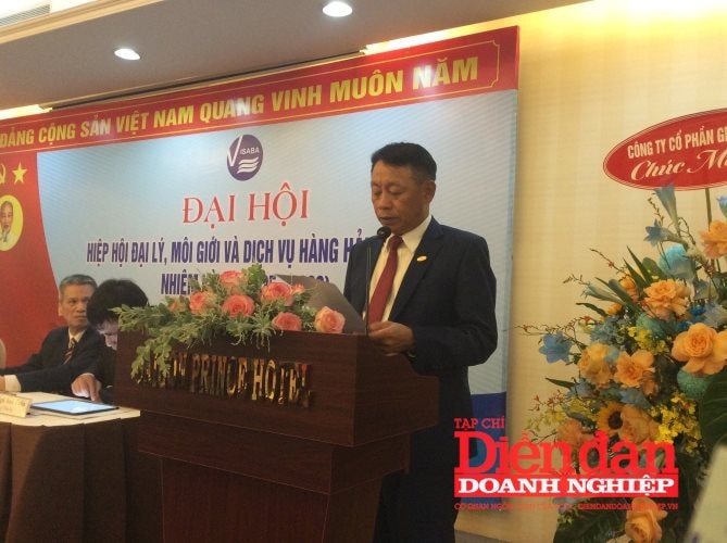 Cuộc chiến giành lại "sân nhà" ngành hàng hải Việt