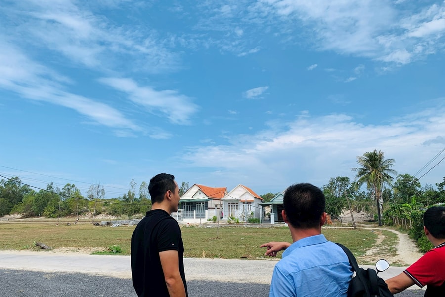 Đề xuất bổ sung trường hợp cấm tham gia đấu giá đất