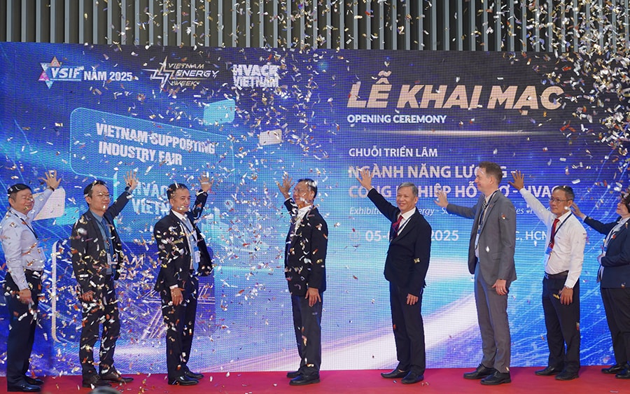 EVNHCMC đồng hành cùng Triển lãm Ngành năng lượng - công nghiệp hỗ trợ - HVCR năm 2025