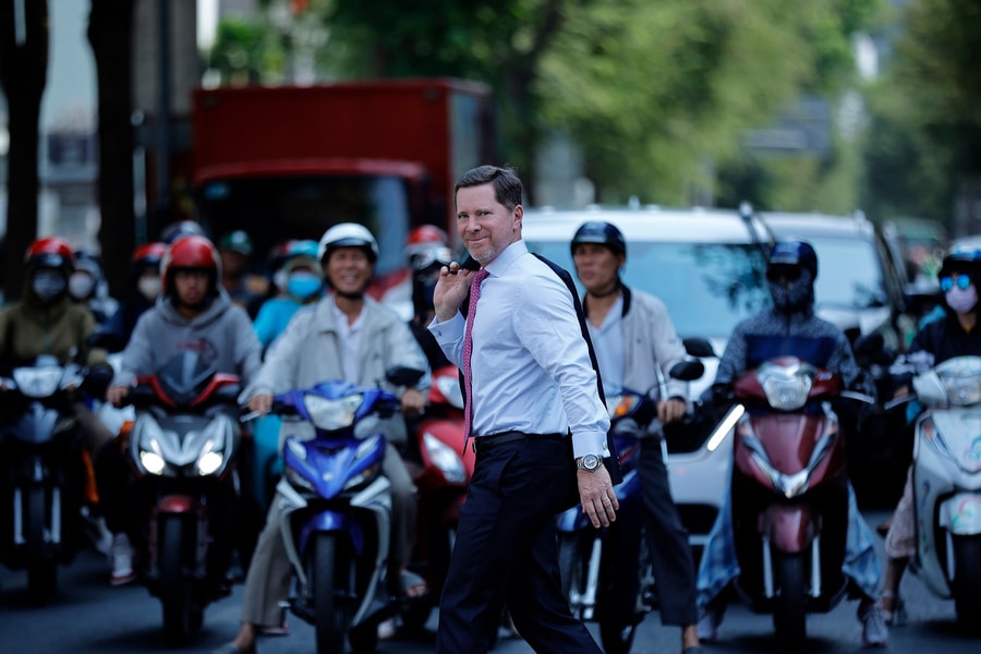 Thích ứng với già hóa dân số