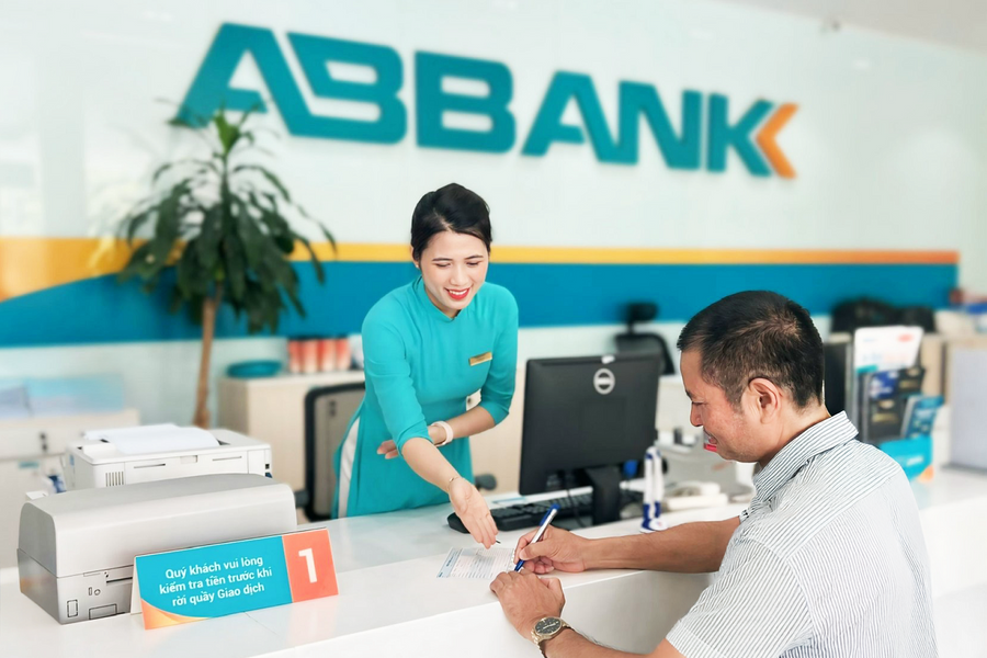 ABBANK giảm lãi suất đến 2,8%/năm, tiếp sức khách hàng phục hồi sau bão