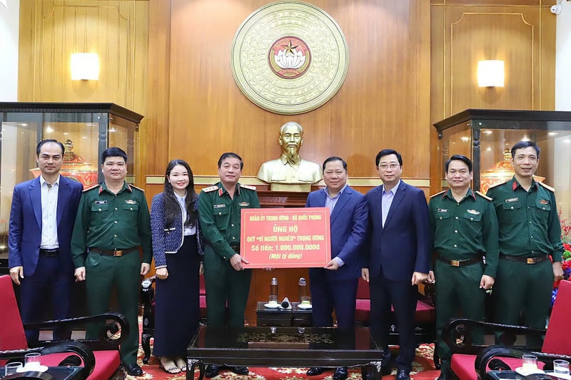 Chung tay vì người nghèo: Bộ Quốc phòng đồng hành cùng MTTQ Việt Nam