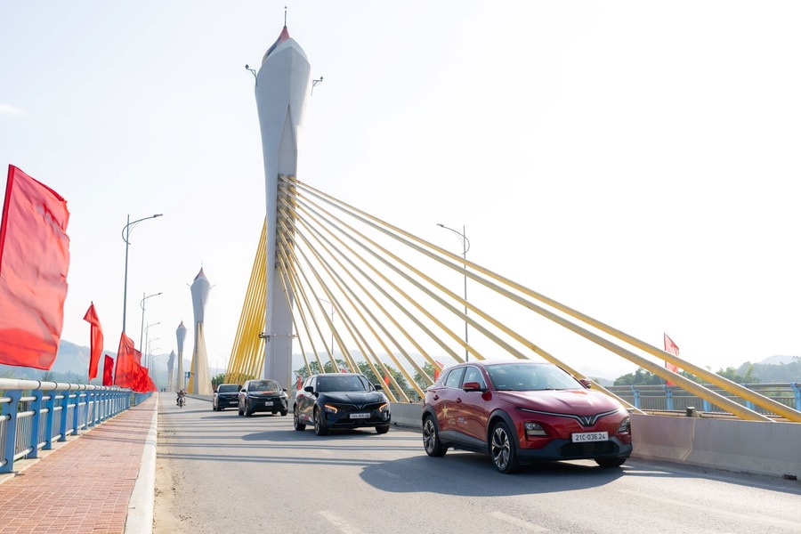 VinFast VF 6: Vì sao chuyên gia trong nước và quốc tế đều chung nhận định “đáng tiền”?