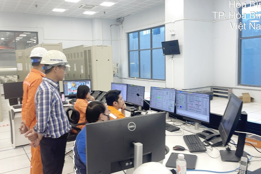 Hoà lưới thành công Tổ máy số 2 Dự án nhà máy Thủy điện Hòa Bình mở rộng