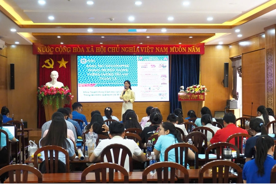 Phát huy vai trò của giáo viên trong việc xây dựng trường học không khói thuốc