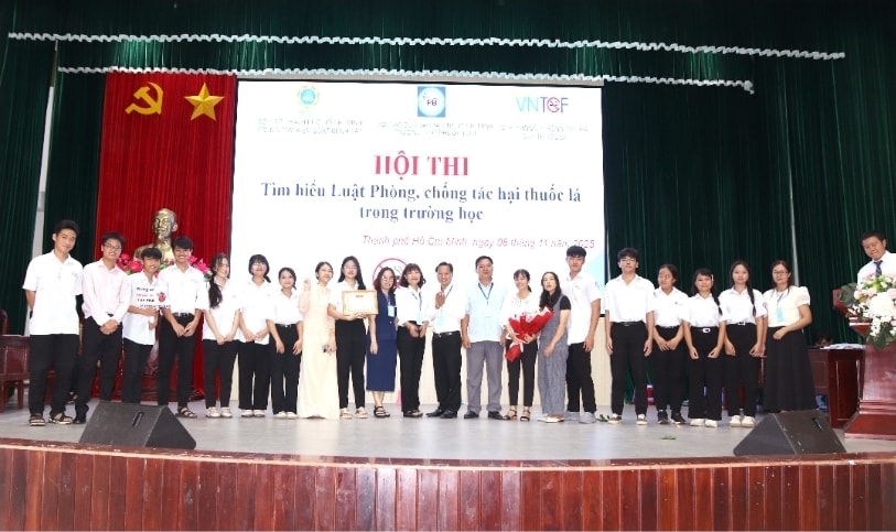 Sôi nổi hội thi tìm hiểu Luật Phòng, chống tác hại của thuốc lá