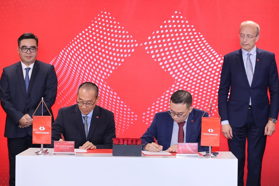Techcombank phân phối sản phẩm Techcom Life: Bước tiến hệ sinh thái tài chính – bảo hiểm liền mạch