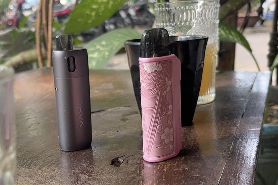 Chặn đà lan rộng của thuốc lá điện tử trong giới trẻ: Cần đồng bộ giữa quản lý, giáo dục và truyền thông