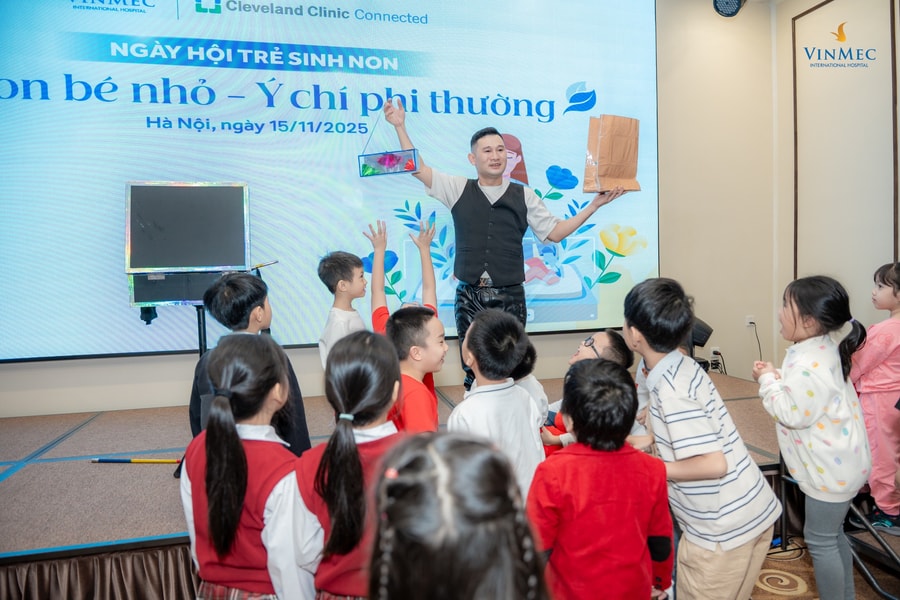 Cuộc hội ngộ của những “chiến binh nhí sinh non” dũng cảm từng nặng chỉ 600 gram