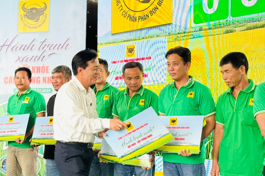 Bình Điền khởi động chương trình “Hành trình xanh - đất khỏe, cây trồng khỏe”