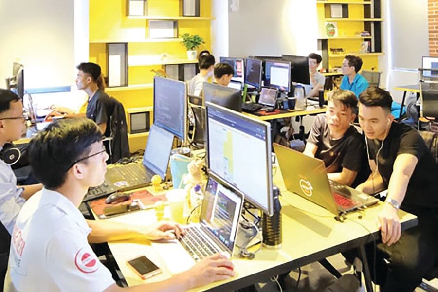 Thúc đẩy tăng trưởng nội tại