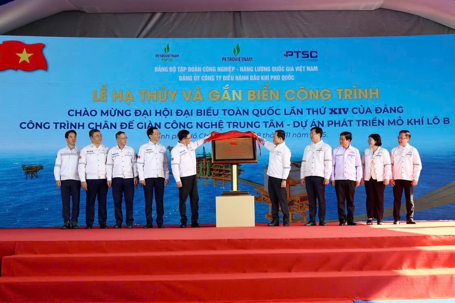 Petrovietnam gắn biển hạng mục trọng yếu Dự án Phát triển mỏ khí Lô B-Ô Môn