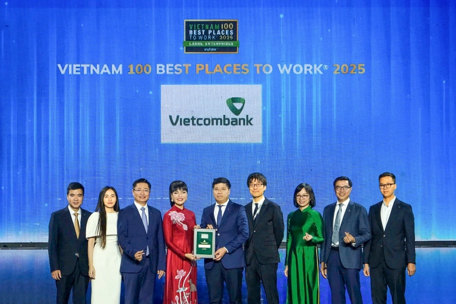 Vietcombank - một thập kỷ giữ vững vị thế Ngân hàng có môi trường làm việc tốt nhất Việt Nam