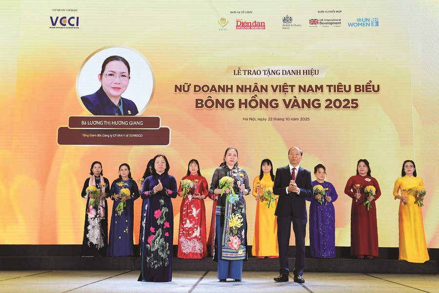 Bản lĩnh thuyền trưởng Domesco