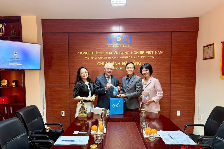 VCCI miền Trung – Tây Nguyên làm việc với Đại sứ đặc mệnh toàn quyền Argentina
