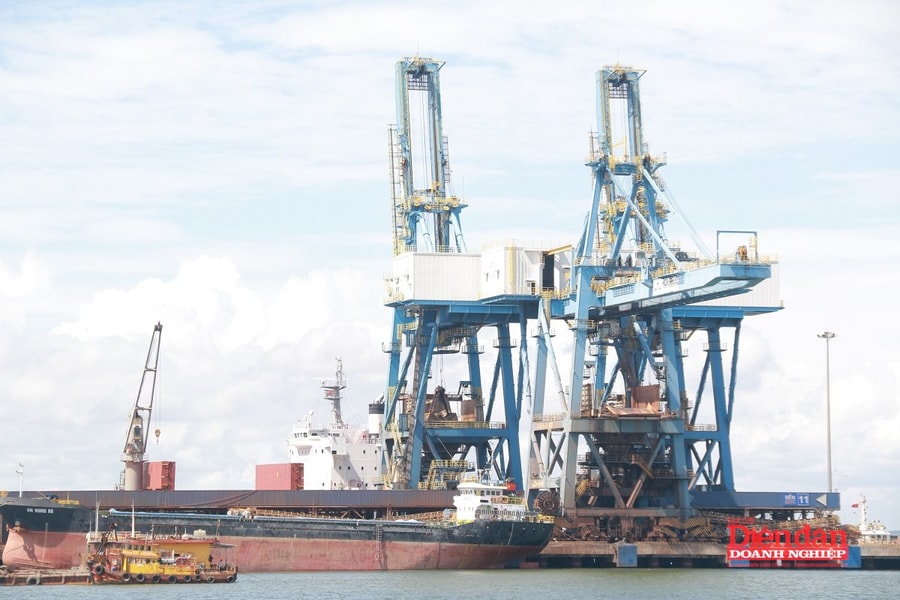 Quảng Ngãi ưu tiên phát triển các ngành công nghiệp mũi nhọn